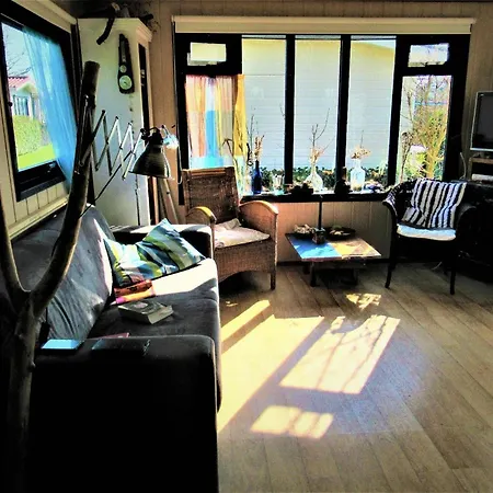 Apartment Gemuetliches Mobilheim Mit 3 Schlafzimmern *